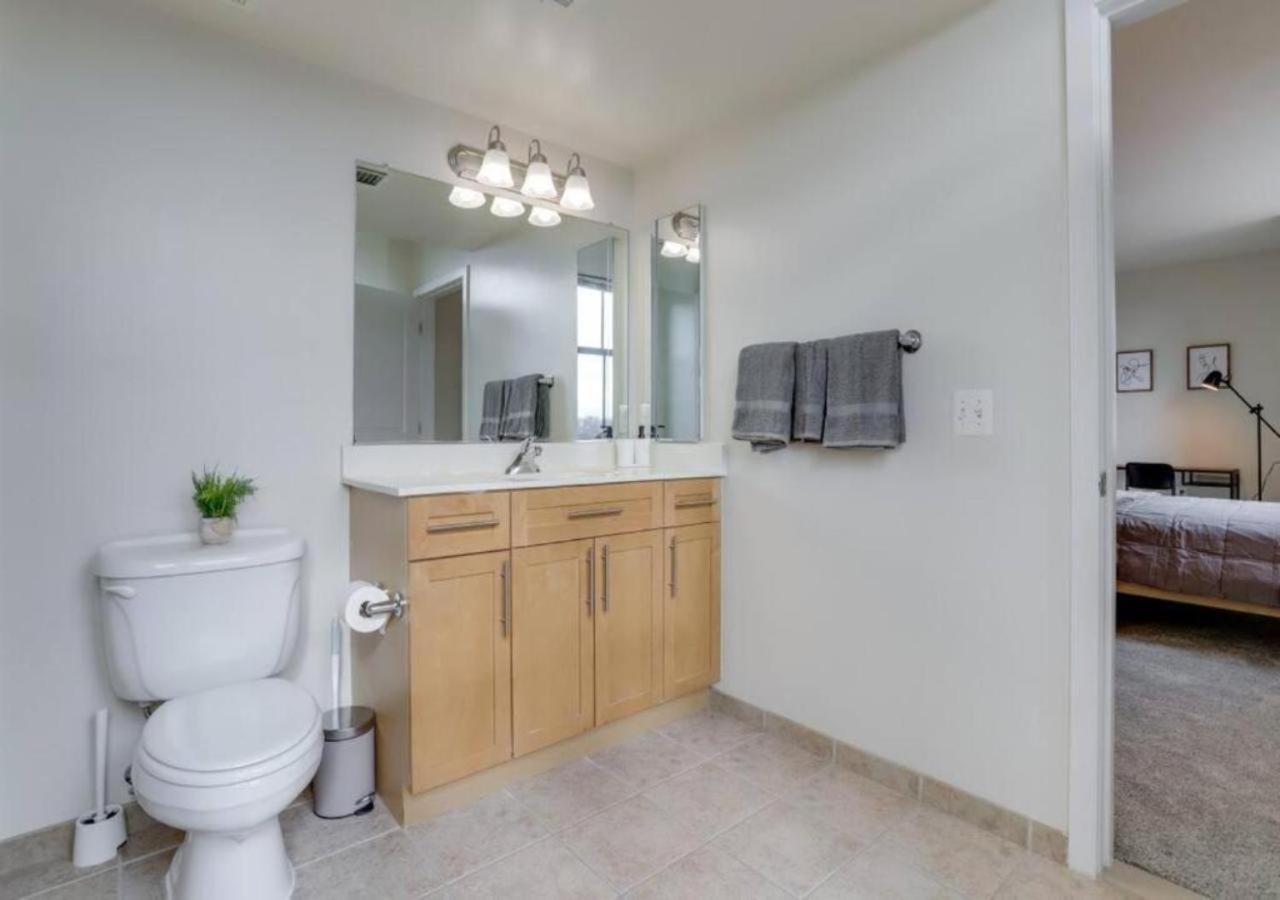 Splendid 2 Bedroom Condo At Pentagon City Arlington Zewnętrze zdjęcie