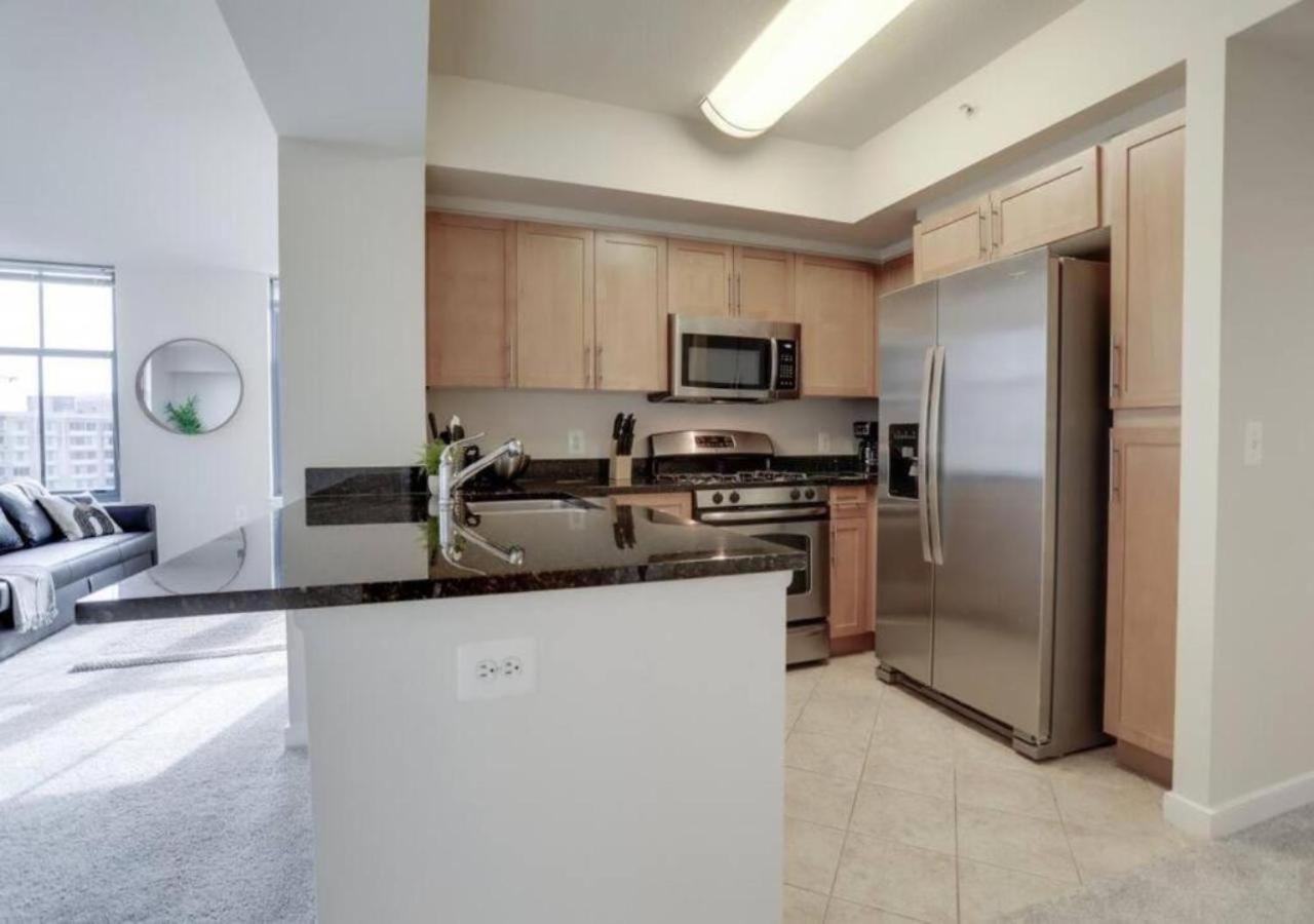 Splendid 2 Bedroom Condo At Pentagon City Arlington Zewnętrze zdjęcie